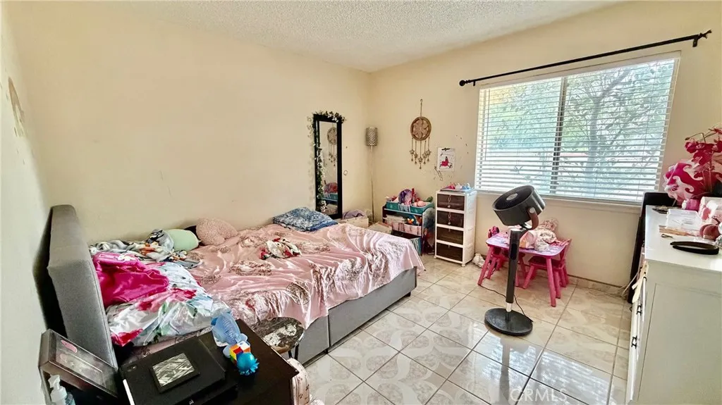 13981 Rose, Fontana, California 92337 home-pic-7